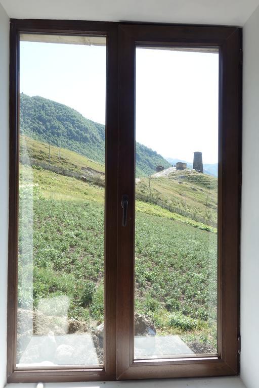 أوشغولي Caucasus Guesthouse المظهر الخارجي الصورة