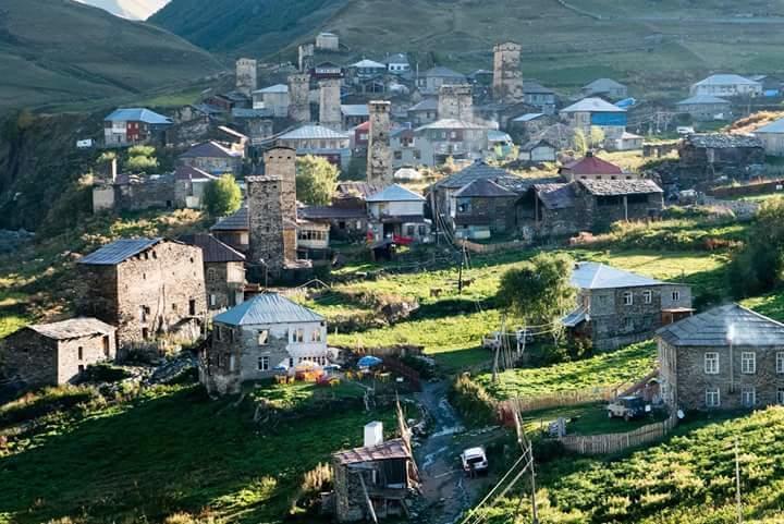 أوشغولي Caucasus Guesthouse المظهر الخارجي الصورة